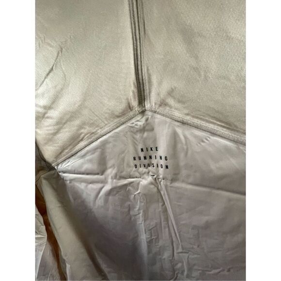 Nike NWT Storm Fit ADV Run Division Pink Snail Running Jacket Size L - Picture 6 of 12